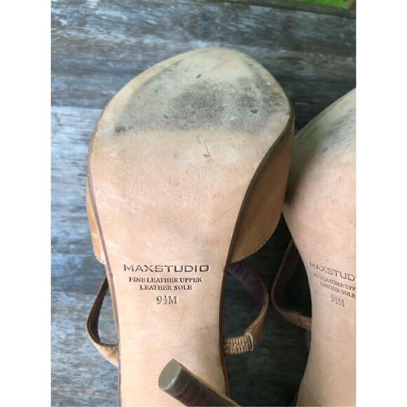 MAX STUDIO Hidden Platform Leather Brown Mary Janes Heels Sz 9.5 M - Picture 9 of 9